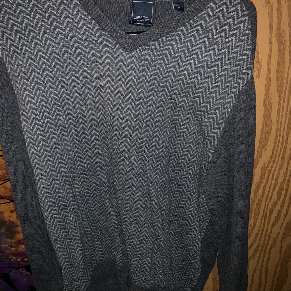 Gray sweater
